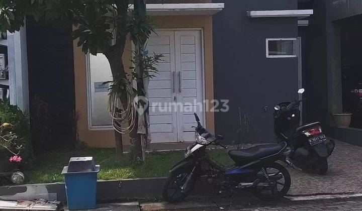 Rumah 2 Lantai Siap Huni Dekat Masjid  1