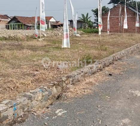 Disewakan Ruko Luas 27 Meter di Pinggir Jalan Daerah Rancatungku 3