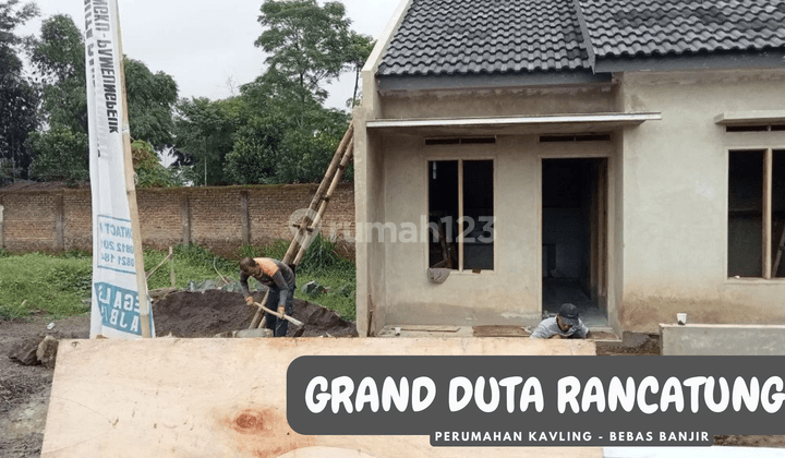 Perumahan di Pinggir Jalan Kabupaten Lingkungan Asri 1