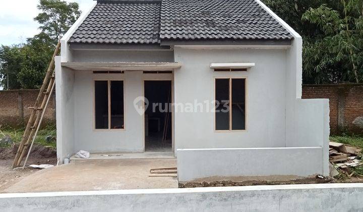 Rumah di perumahan kavling baru siap huni dan inden  3
