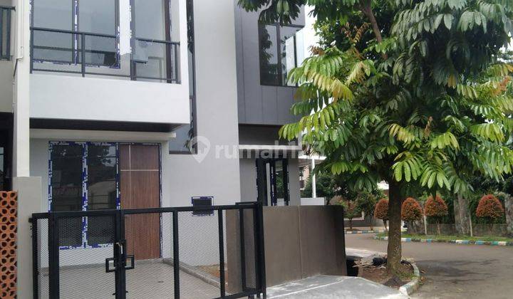 Rumah Baru 2 Lantai Depan Taman di Villa Melati Mas 11