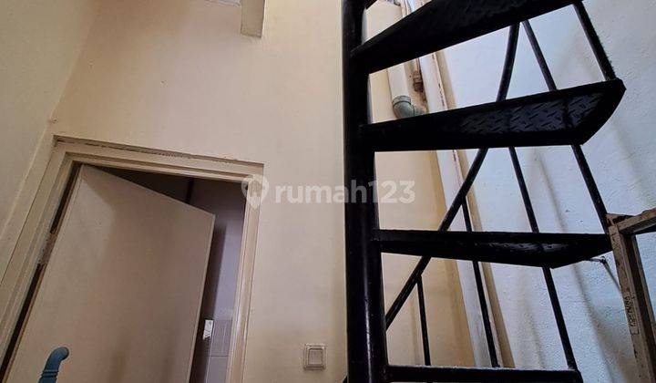 Rumah Rapi Siap Huni di Villa Melati Mas Serpong 14
