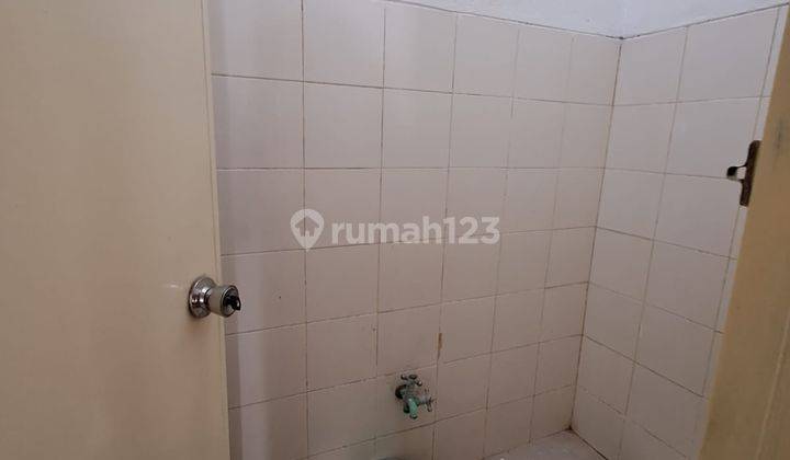 Rumah Rapi Siap Huni di Villa Melati Mas Serpong 13