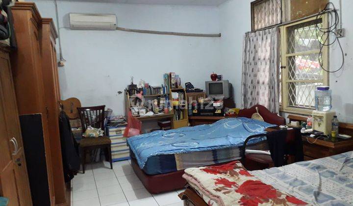Rumah Posisi Huk Dengan Halaman Luas di Sektor 1c Gading Serpong 5