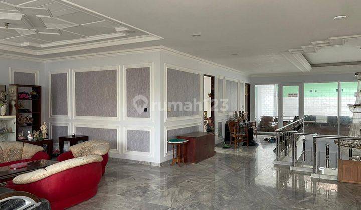 Rumah Dijual American Classic Style di Gatot Soebroto Denpasar 2