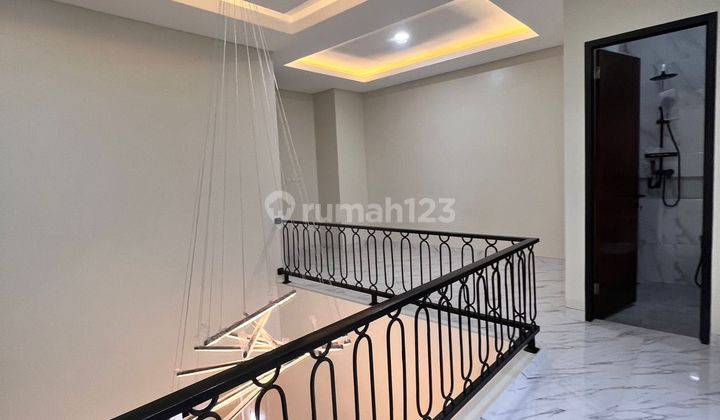 Rumah Dijual 2 Lantai Baru Minimalist Modern Di Villa Melati Mas 2