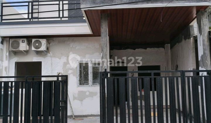 Rumah Dijual 2 Lantai Baru Renov di Regency Melati Mas