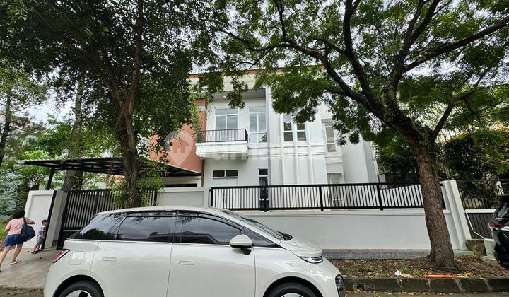 Rumah Dijual 2 Lantai Rapi Terawat di Giriloka BSD City