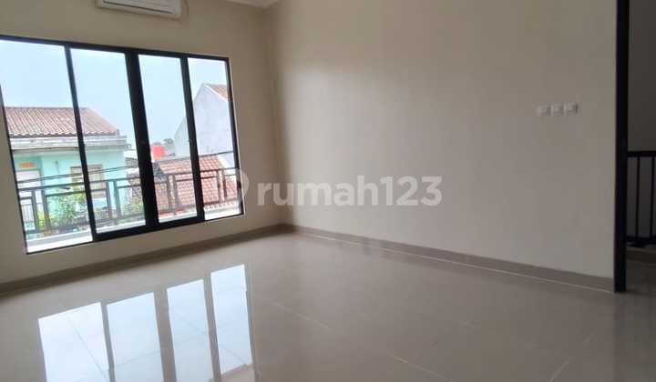 Rumah Dijual Baru 2 Lantai di Serpong Regency Melati Mas 2