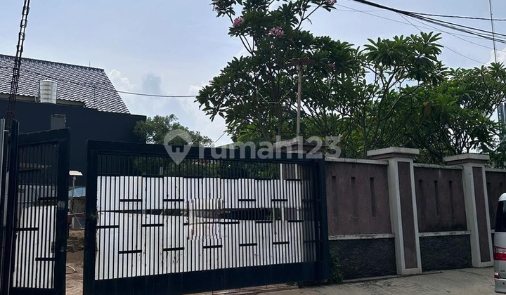 Lot for Sale Facing Large Park in Villa Melati Mas