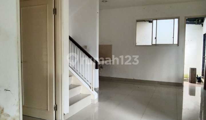 Rumah Disewa 2 Lantai Posisi Huk Di BSD Residence One 2