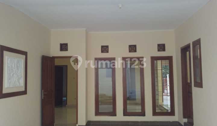 Rumah Disewa Rapi Siap Huni di Serpong Villa Melati Mas 2