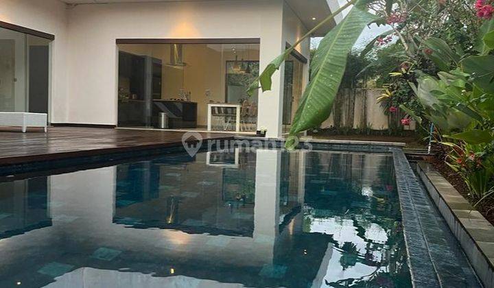 Villa Dijual Mewah Sudah Turun Harga Di Ungasan Badung, Bali 1