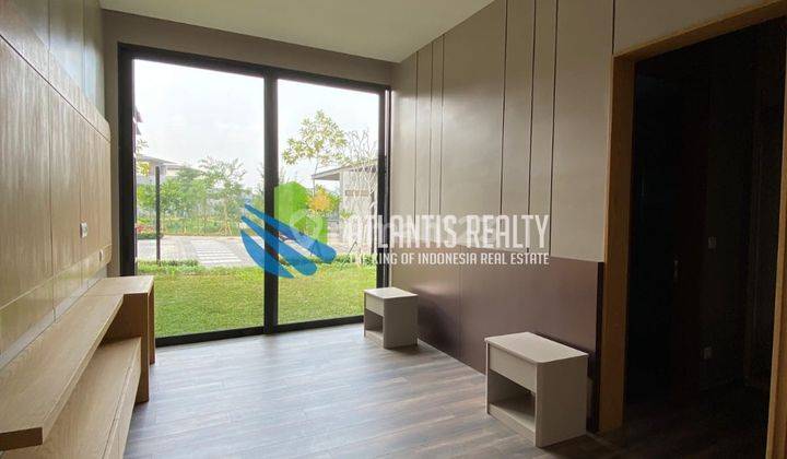 Rumah Dijual Super Mewah View Danau Di Lyndon Navapark BSD City 2