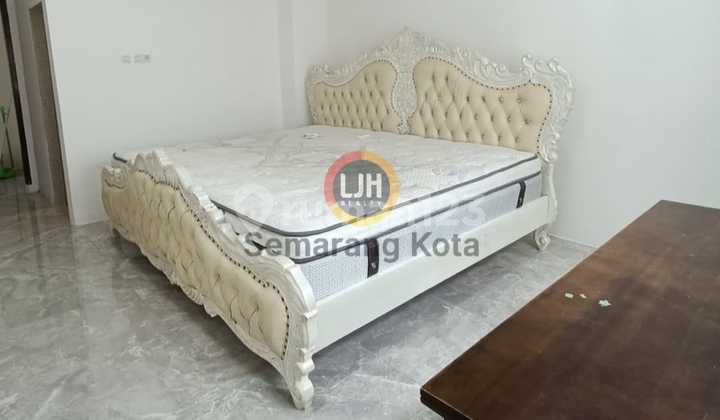 Rumah mewah di jalan Merci Raya 2