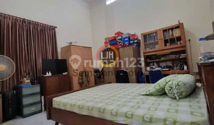 Rumah siap huni di Jalan Tirtoyoso Batas 2