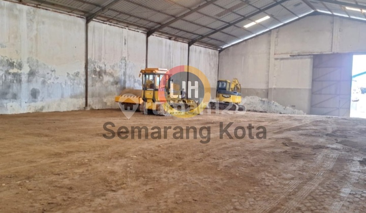 Gudang Di Pangkalan Truk, Genuk 1