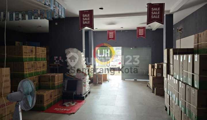 Ruko di jalan Pandanaran 1