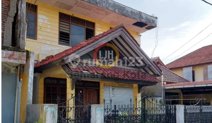 Old House on Menoreh Street 1