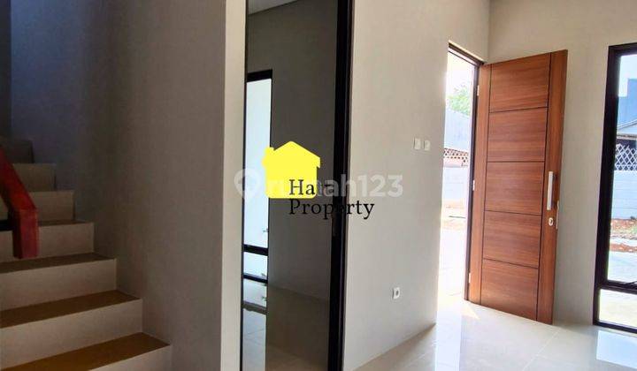 Rumah 2 Lantai Unfurnished SHM di Jl Putri Tunggal Cibubur Depok, Depok 2