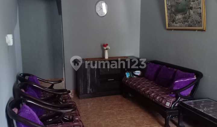 Rumah Bagus Unfurnished SHM Bekasi Selatan, Bekasi 2