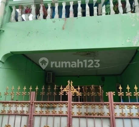 Rumah Selangkah Ke Stasiun, Transjakarta Di Kramat Rumah Selangkah Ke Stasiun, Transjakarta Di Kramat