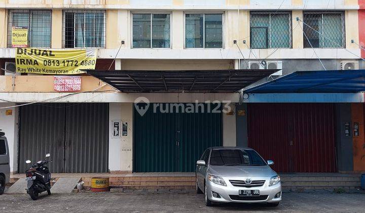 Ruko Siap Pakai 3Lantai di Komplek Cempaka Mas Jakarta 1