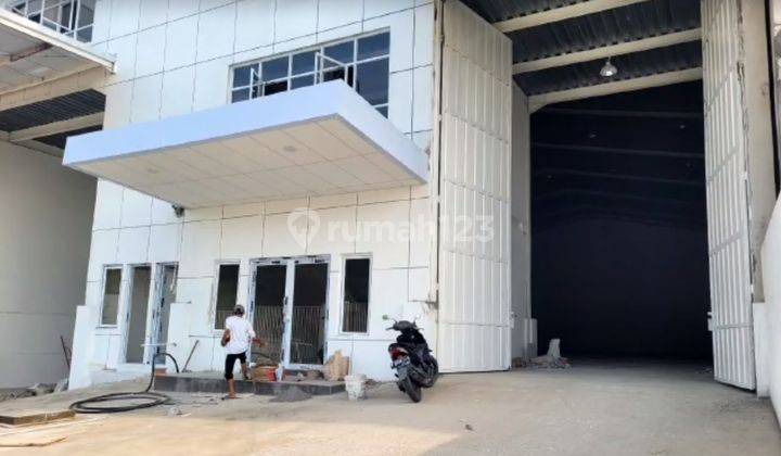 Gudang Siap Pakai, Bagus, Bisa Kontainer di Kawasan Industri Lippo Cikarang 2