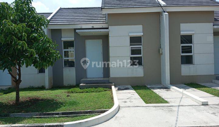 Rumah Bagus, Unfurnished, Bebas Banjir Dalam Cluster  1