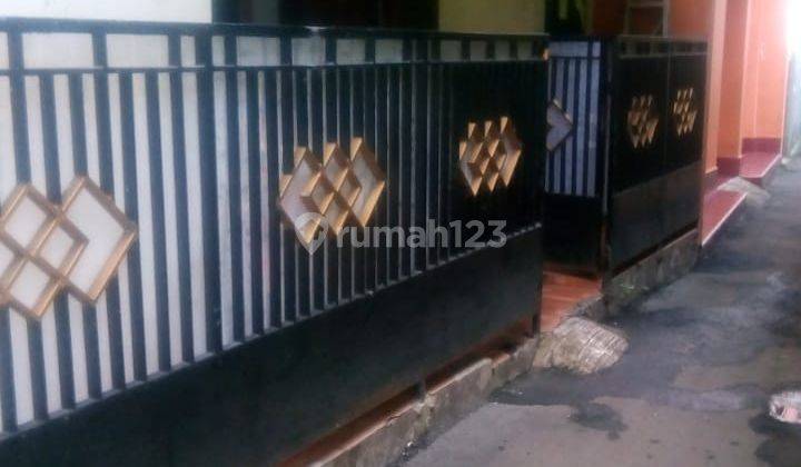 Rumah Kontrakan Bagus Unfurnished SHM di Margonda, Depok 2