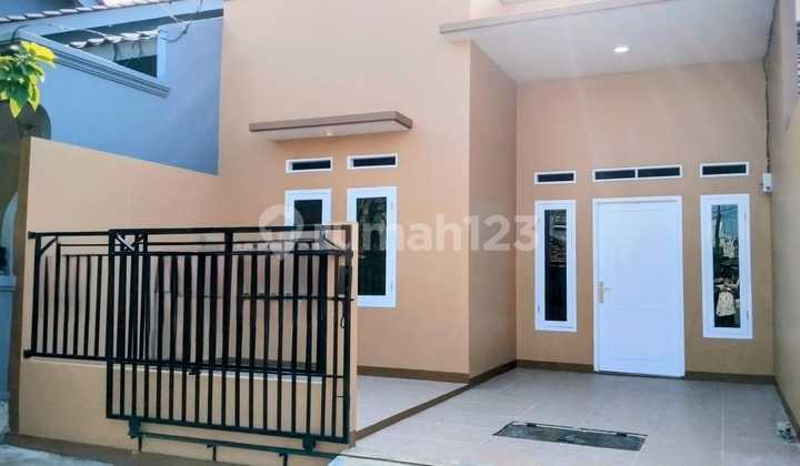 Rumah bisa KPR di Taman Harapan Baru Bekasi Kota