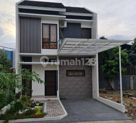 Rumah 2 Lantai Baru Unfurnished SHM di Bekasi Timur, Bekasi 1