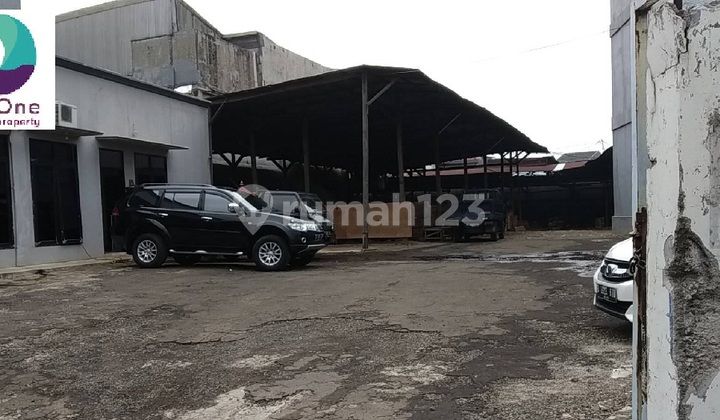 Tanah Dan Bangunan Pinggir Jalan dan Strategis di Duren Sawit Tanah Dan Bangunan Pinggir Jalan dan Strategis di Duren Sawit