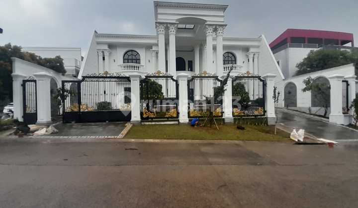 Exclusive New Classic Modern Luxury House Ready to Occupy Sentul City