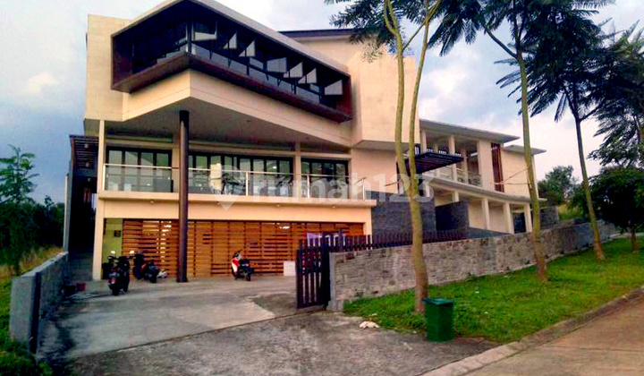 Kavling Dengan Bonus Bangunan Kantor View Gunung Sentul City