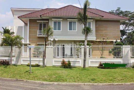 Rumah Bagus View Golf Plus Kolam Renang Siap Huni Sentul City 1