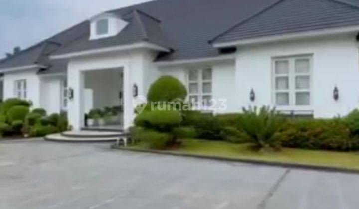 Rumah villa Dengan Lahan Luas View Gunung Siap Huni Sentul Bogor 1