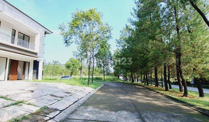 Rumah Minimalis Posisi Hook Madep Taman Sentul City 2