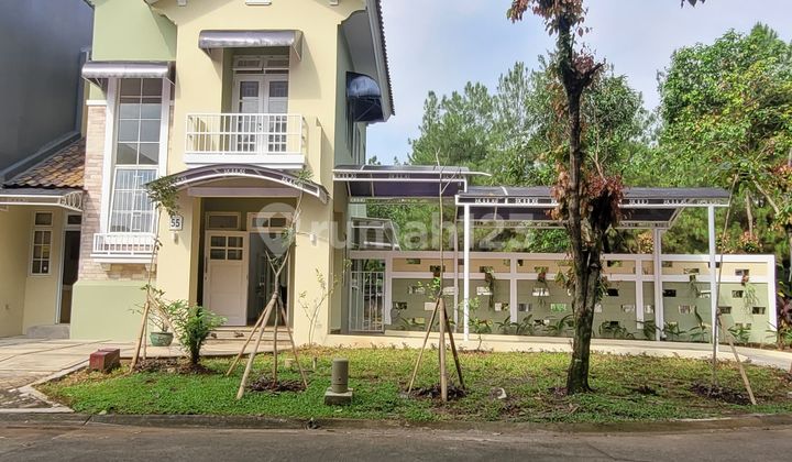 Nice House, Hook Position, Serene Ambiance, Ready to Occupied, Sentul City.