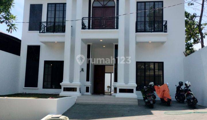 Rumah Baru Swimming Pool Furnished Sentul City Bogor  2