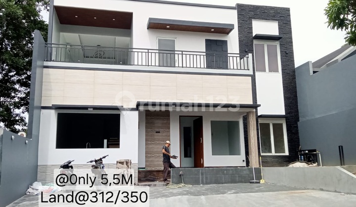 New House Sentul City Bogor