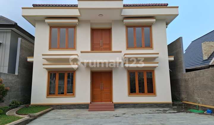 Rumah Kinclong Cluster Depan Sentul City Bogor Rumah Kinclong Cluster Depan Sentul City Bogor