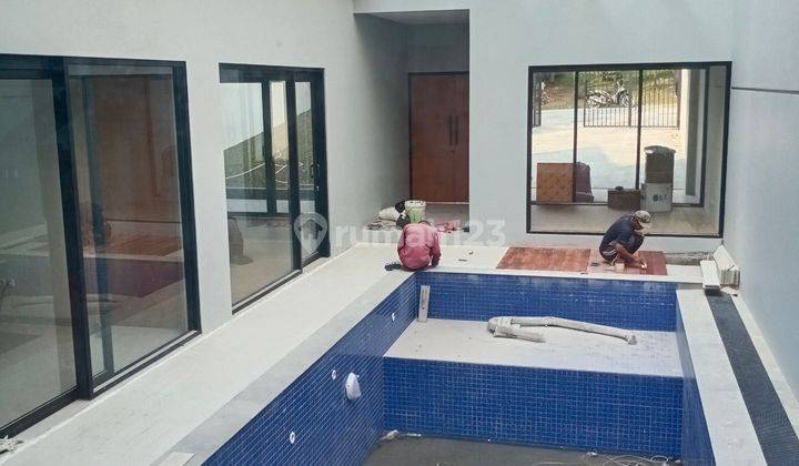 Rumah 3 Lantai 2 Muka Swimming Pool Sentul City Bogor  2