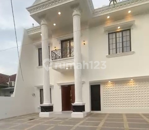 Rumah Baru 3 Lantai Furnished Swimming Pool Best View Sentul City Bogor
