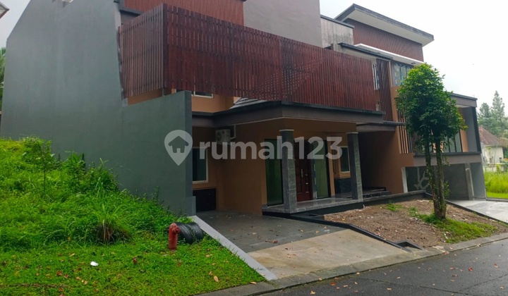Rumah Hook Green Area Swimming Pool Sentul Cith Bogor 2