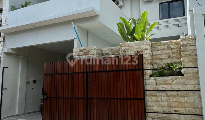 Villa 3 Lantai di Jimbaran - Dekat Gwk