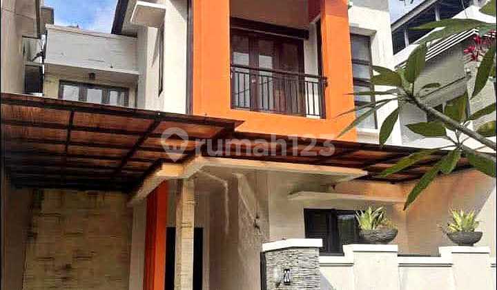 Rumah Minimalis Dijual di Renon - Denpasar 2 Lantai Tukad Badung. SHM IMB Lengkap