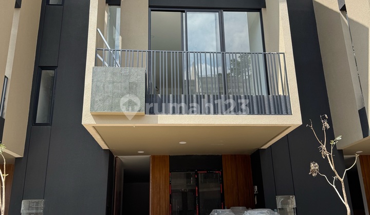 Komplek Besar Lanskap Cantik | Fasilitas Public Pool Komplek Besar Lanskap Cantik | Fasilitas Public Pool