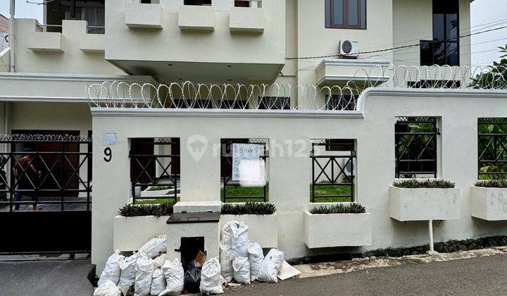 Rumah Standar Ekspat Lanskap Bagus, Row Jalan Lebar Area Nyaman 2