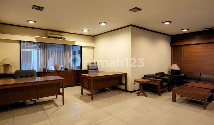 RUMAH KANTOR KAWASAN BISNIS PREMIUM BLOK M 4